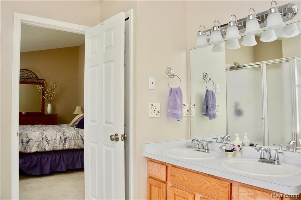 2679 Ravineside South Howell, MI 48843 - Photo 35 of 56 Gallery Image 35