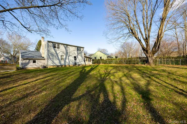 $399,000 | 6 Gale Drive, Poughkeepsie, NY 12603