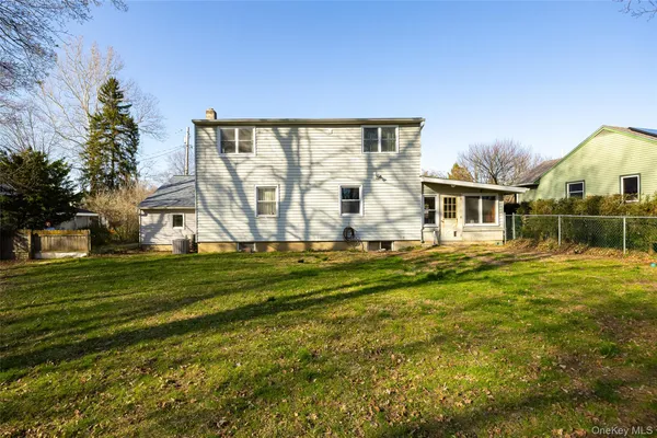 $399,000 | 6 Gale Drive, Poughkeepsie, NY 12603