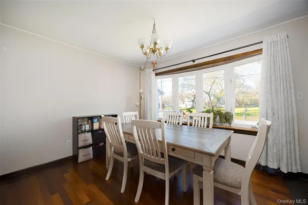 $399,000 | 6 Gale Drive, Poughkeepsie, NY 12603