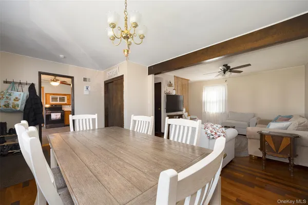 $399,000 | 6 Gale Drive, Poughkeepsie, NY 12603