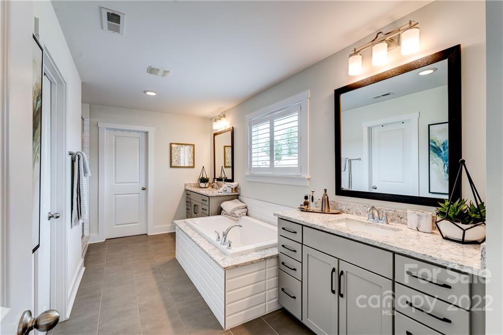 653 Crawfish Drive Fort Mill, SC 29708 - Photo 22 of 48 Gallery Image 22