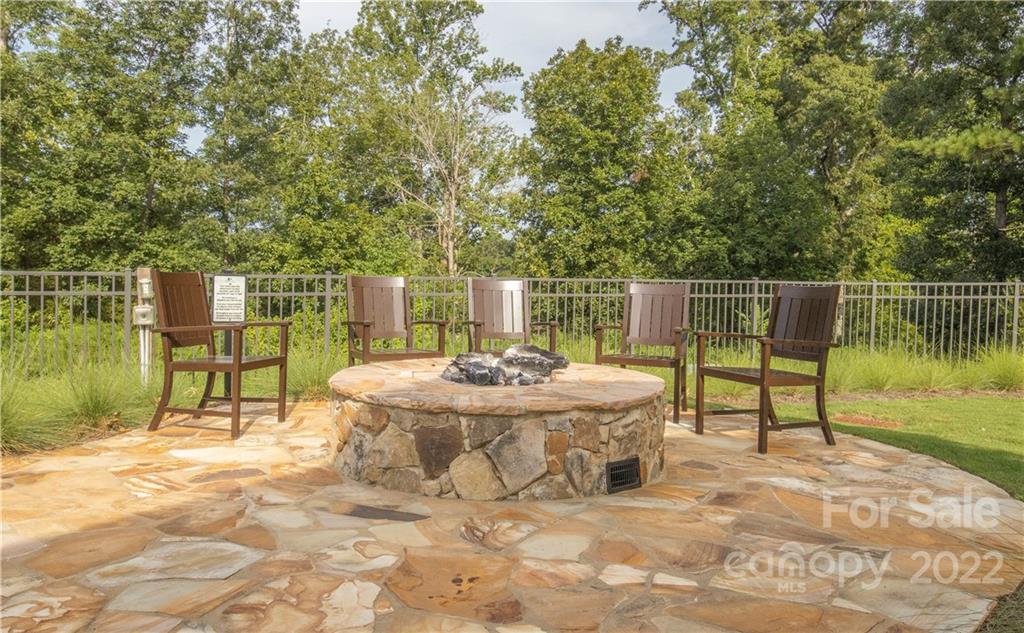 653 Crawfish Drive Fort Mill, SC 29708 - Photo 33 of 48 Gallery Image 33