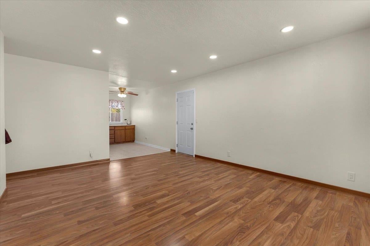 2168 North Street Corning, CA 96021 - Photo 7 of 33 Gallery Image 7