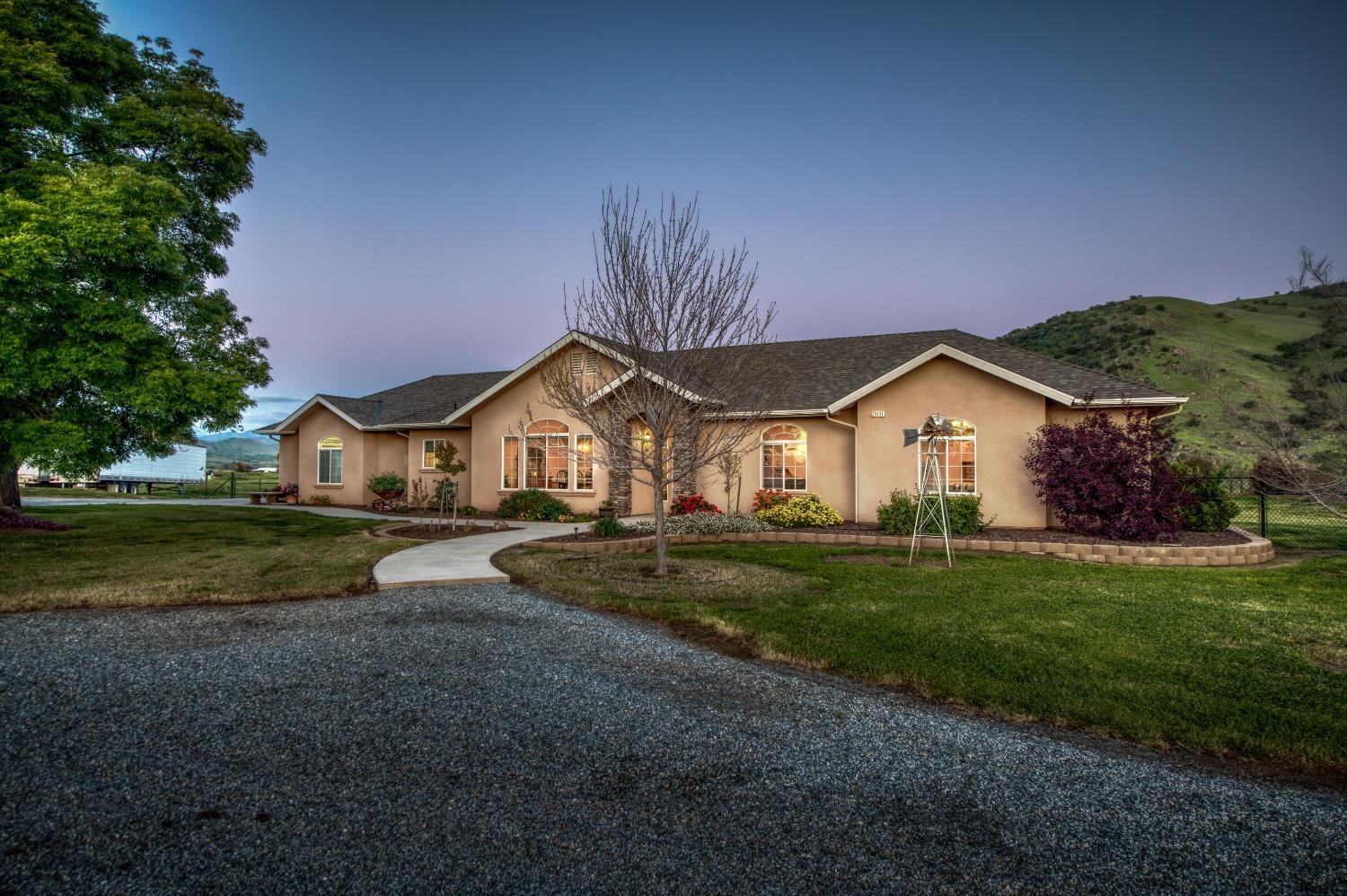 20431 Thermal Road Sanger, CA 93657 - Photo 41 of 88