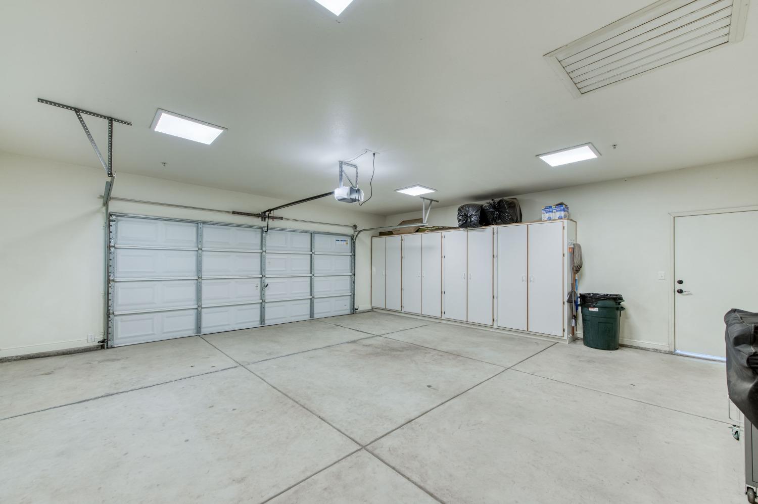 20431 Thermal Road Sanger, CA 93657 - Photo 46 of 88