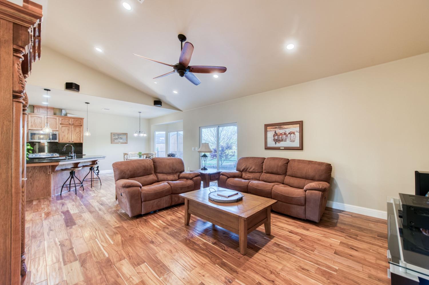 20431 Thermal Road Sanger, CA 93657 - Photo 8 of 88 a living room with furniture and a wooden floor