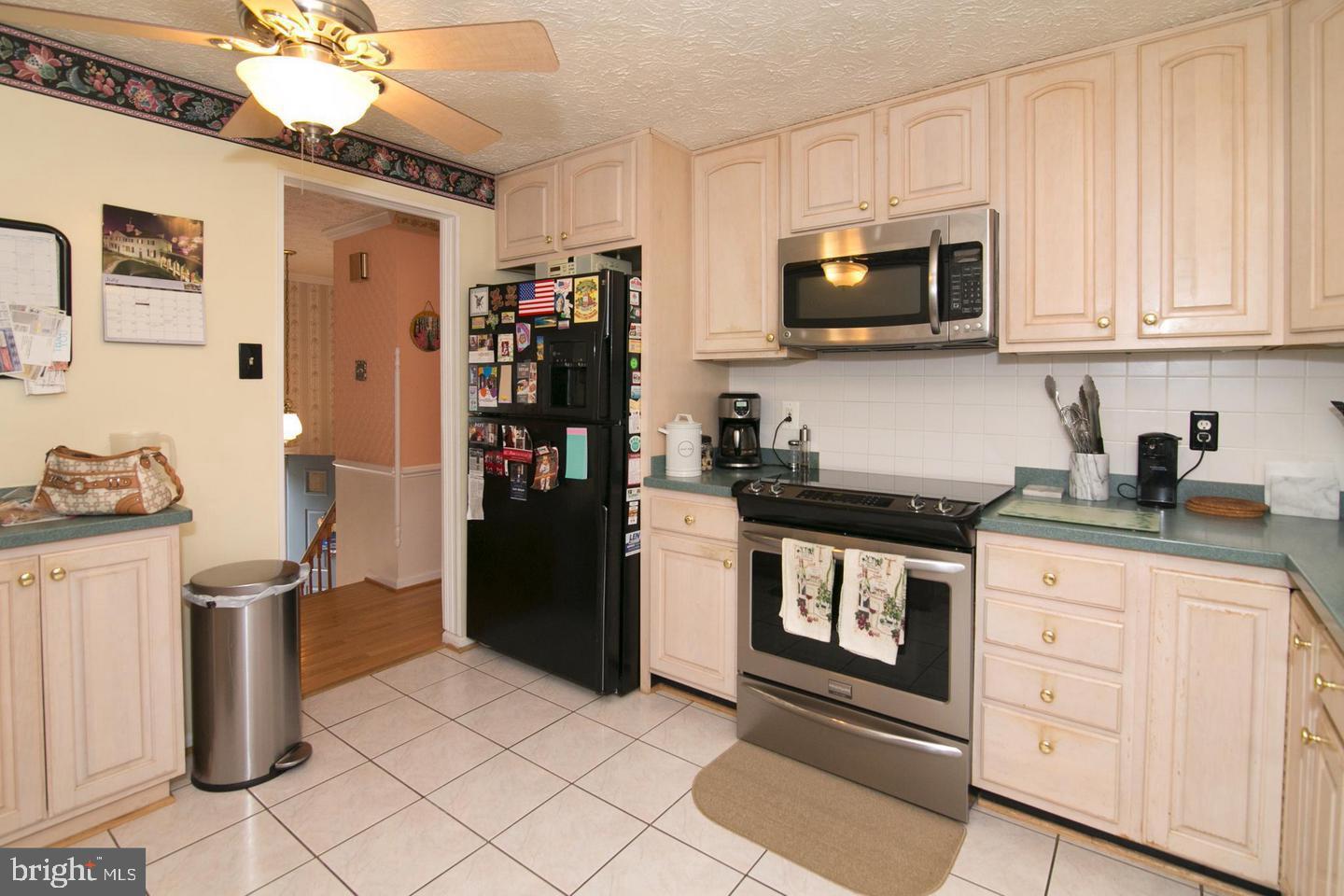 5804 Heming Avenue Springfield, VA 22151 - Photo 7 of 15