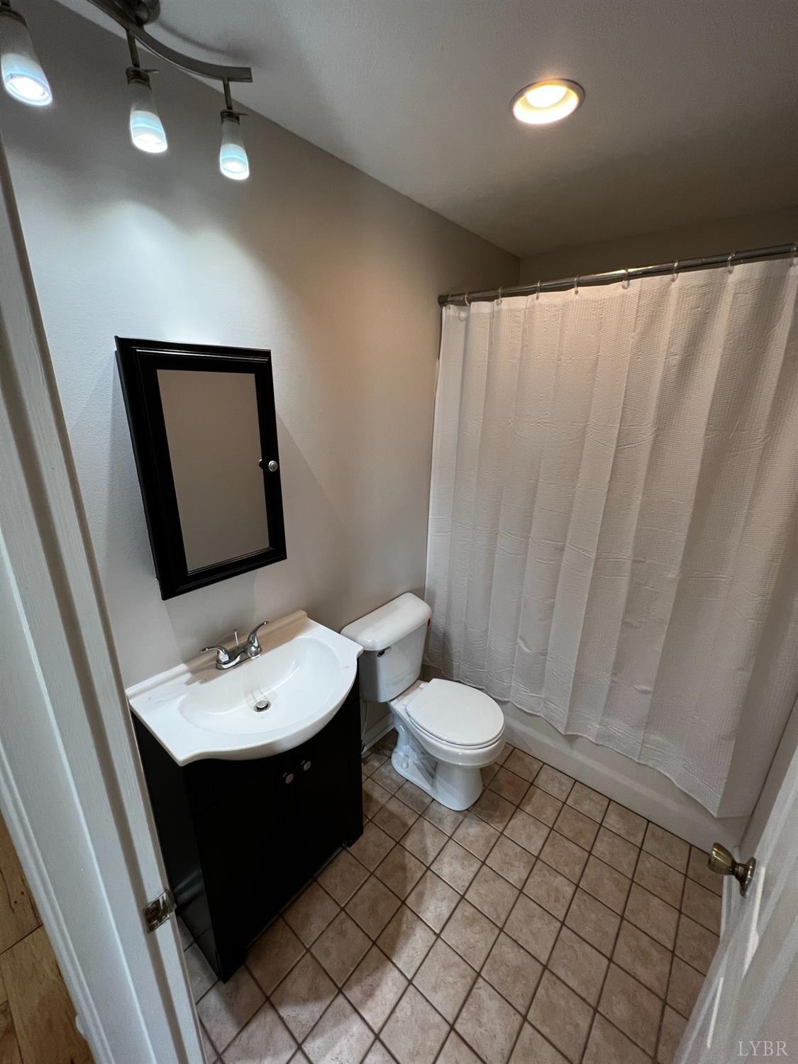 5072 Old Courthouse Road Appomattox, VA 24522 - Photo 19 of 31 Gallery Image 19