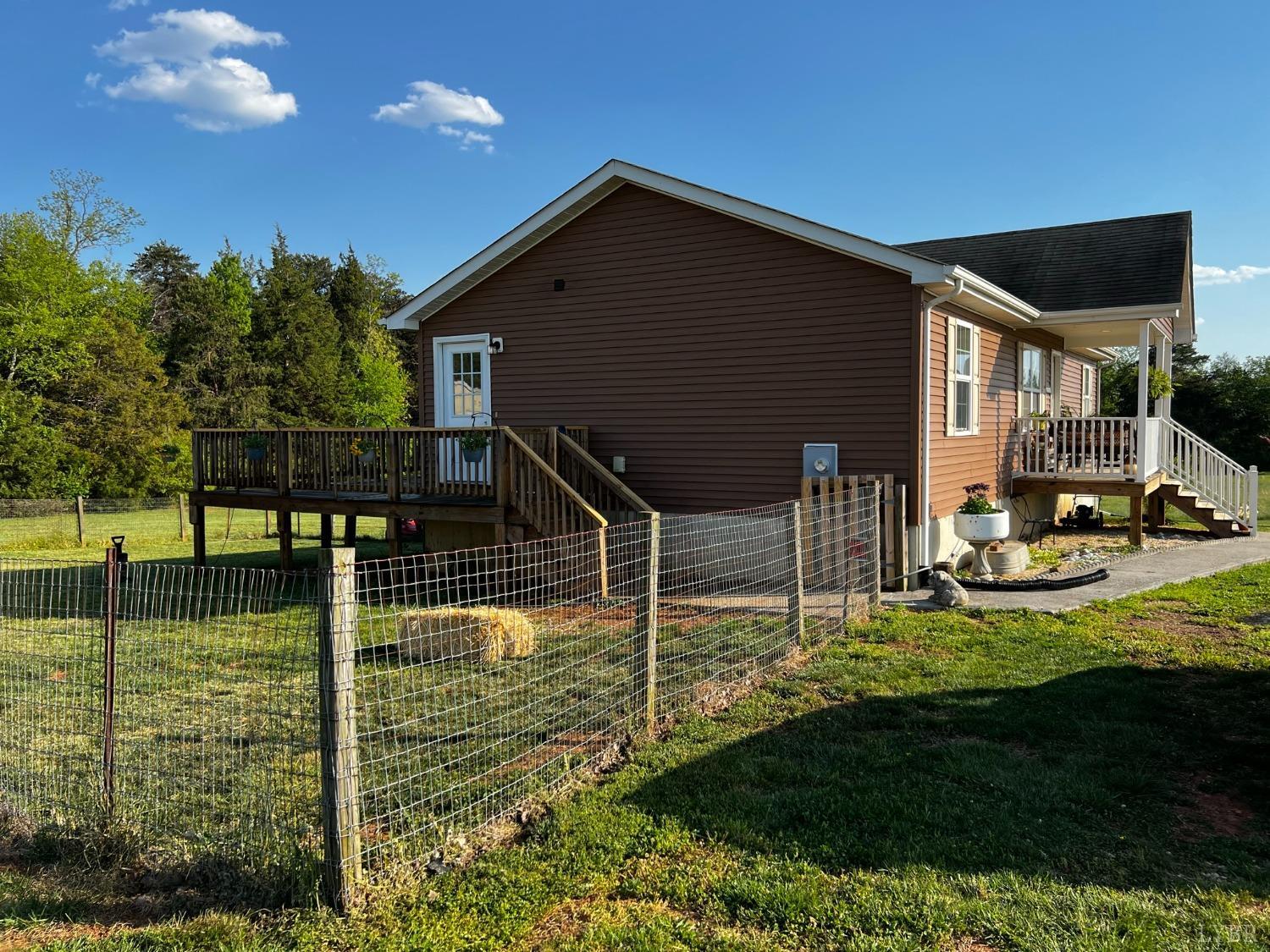 5072 Old Courthouse Road Appomattox, VA 24522 - Photo 3 of 31 Gallery Image 3