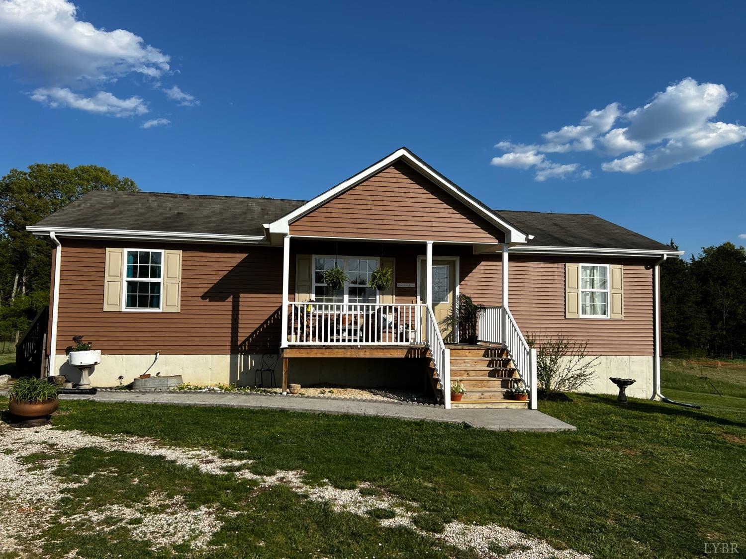 5072 Old Courthouse Road Appomattox, VA 24522 - Photo 4 of 31 Gallery Image 4