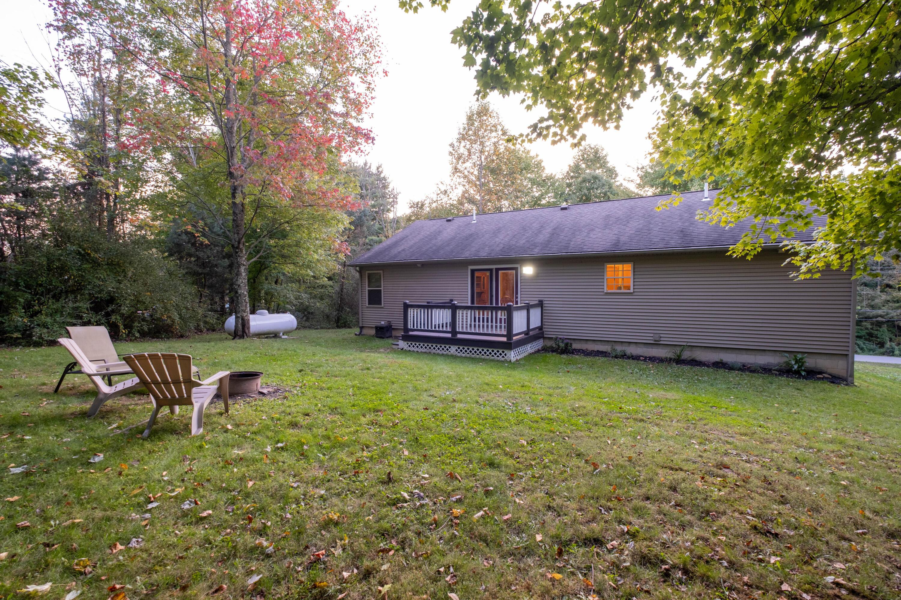 14474 Monroe Mills Road Howard, OH 43028 - Photo 3 of 27