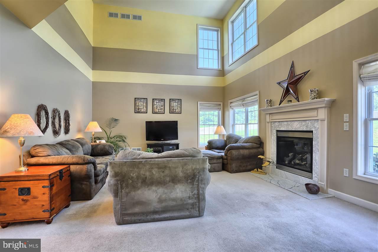 228 Willis Road Etters, PA 17319 - Photo 8 of 25 Gallery Image 8