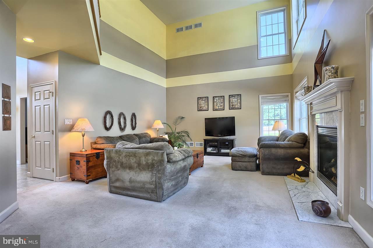228 Willis Road Etters, PA 17319 - Photo 9 of 25 Gallery Image 9