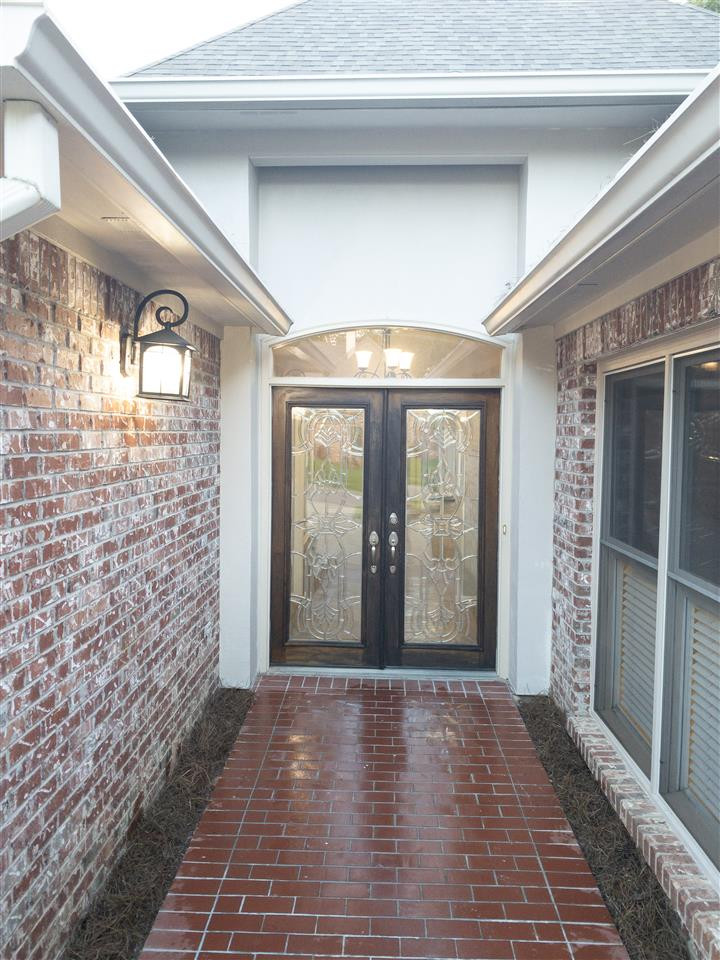 707 Versailles Drive Ridgeland, MS 39157 - Photo 2 of 45 Photo 2