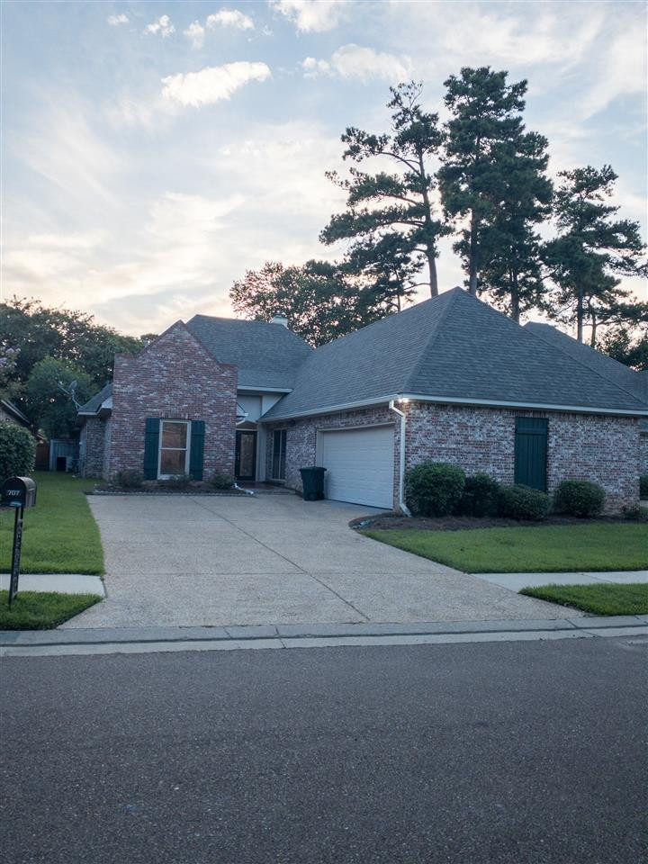 707 Versailles Drive Ridgeland, MS 39157 - Photo 3 of 45 Photo 3