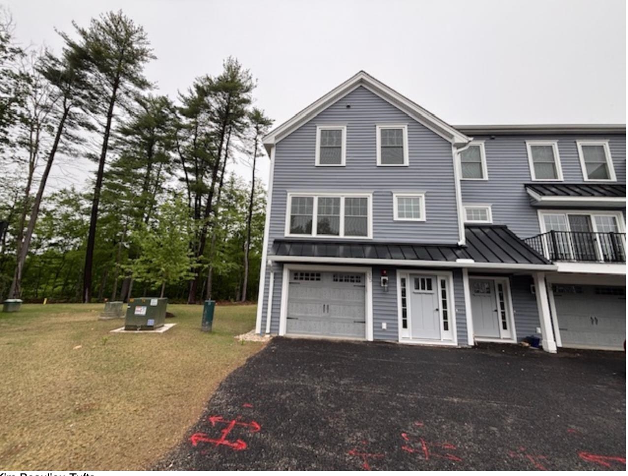 35 Thompson Road, Unit 12 North Hampton, NH 03862 - Photo 1 of 23