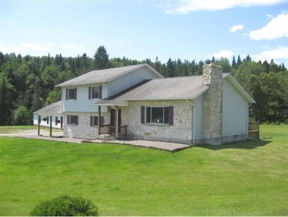 5633 Highway 102 Canaan, VT 05903 - Photo 3 of 17