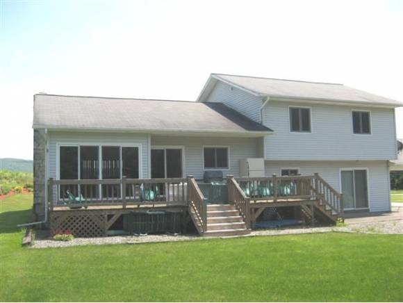 5633 Highway 102 Canaan, VT 05903 - Photo 4 of 17