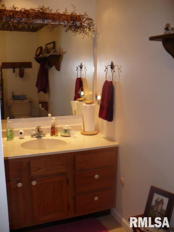 9088 Ellerbusch Road Mount Vernon, IL 62864 - Photo 11 of 19 Gallery Image 11