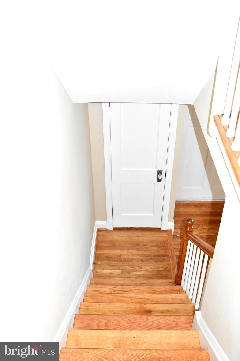 5149 Stafford Road Baltimore, MD 21229 - Photo 17 of 33 Beautiful Wood Floors