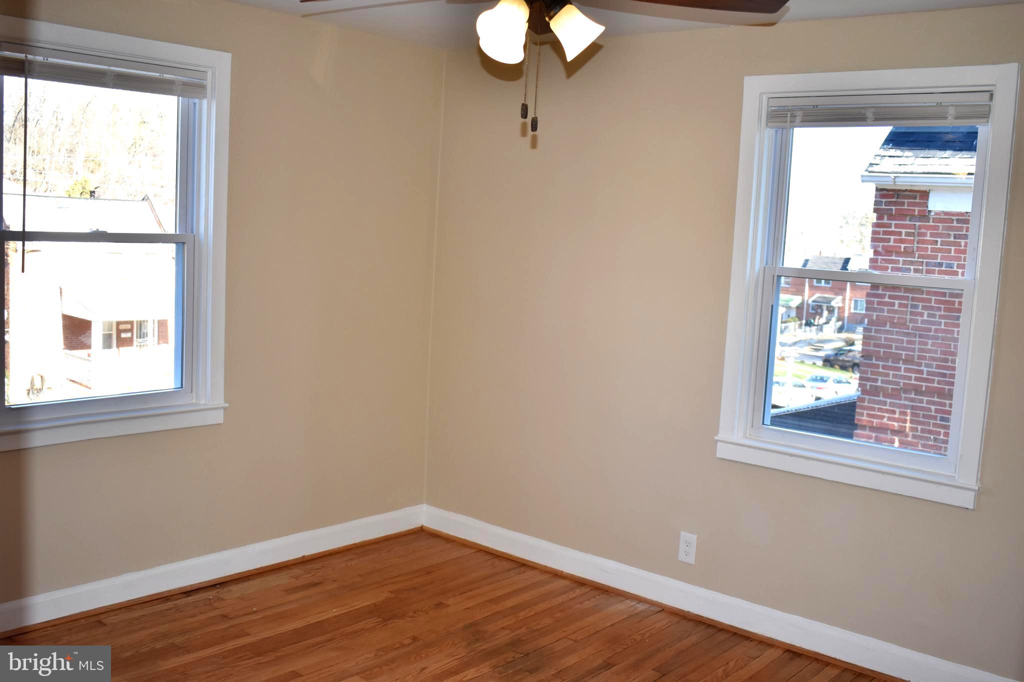 5149 Stafford Road Baltimore, MD 21229 - Photo 18 of 33 Bedroom 1