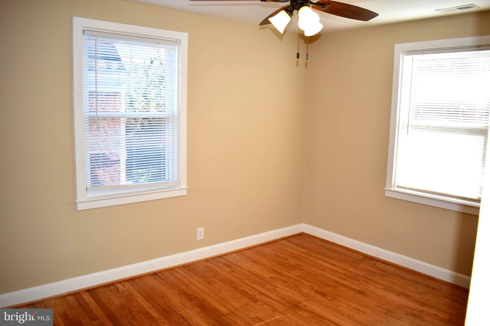 5149 Stafford Road Baltimore, MD 21229 - Photo 21 of 33 Bedroom 2