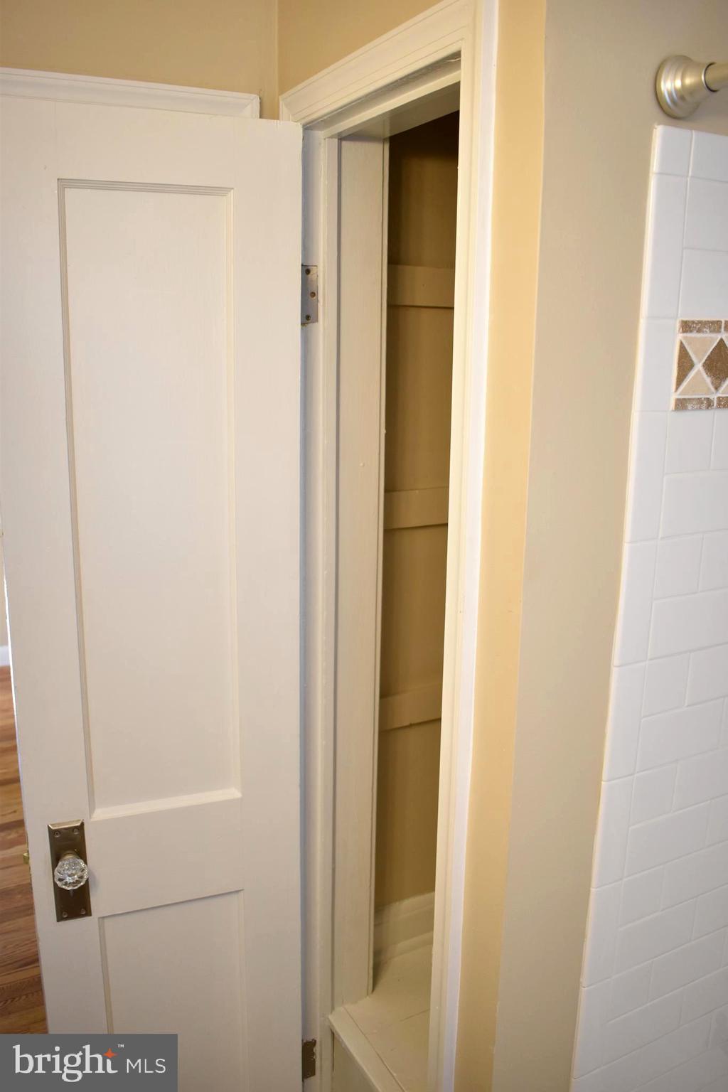 5149 Stafford Road Baltimore, MD 21229 - Photo 28 of 33 Linen Closet