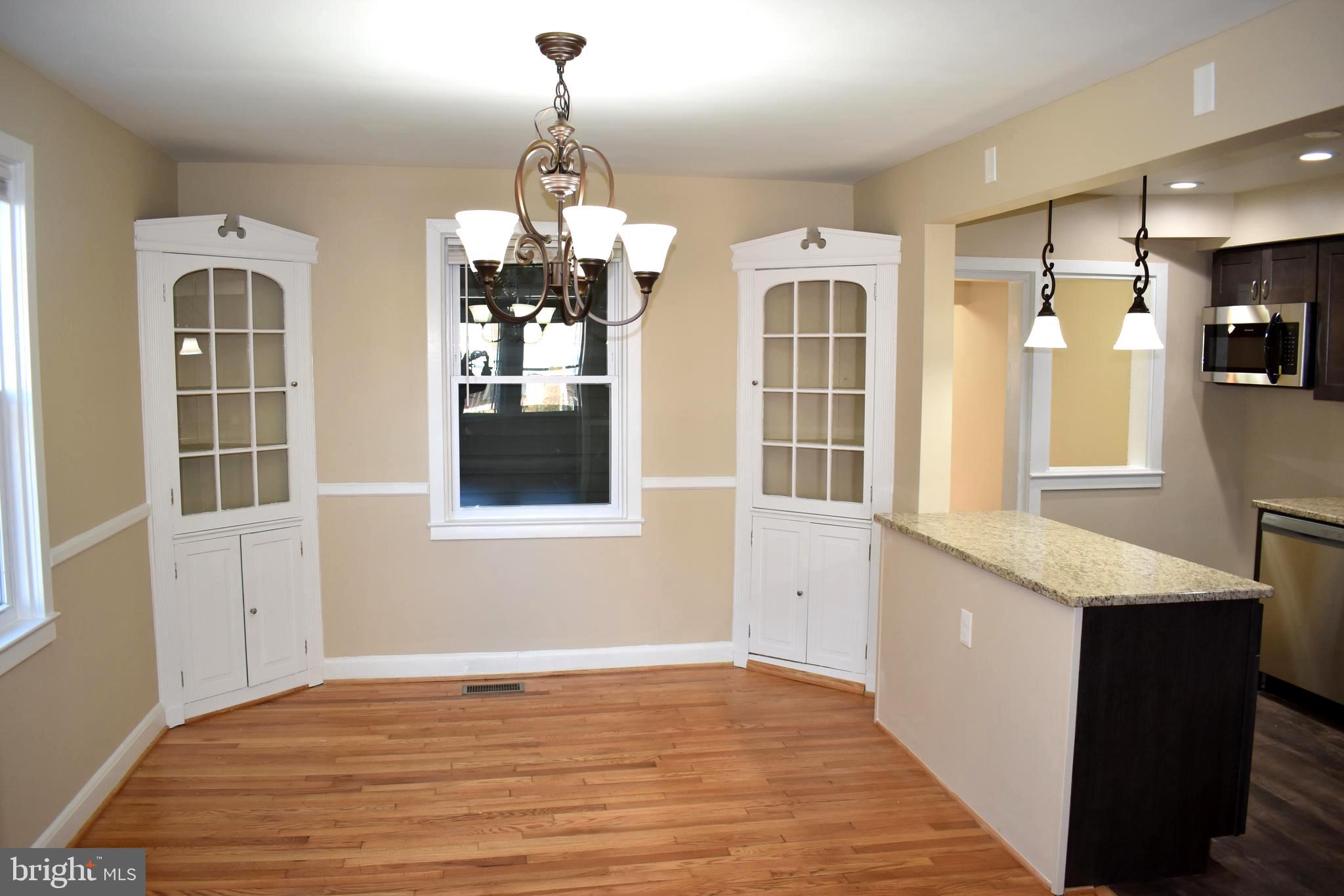 5149 Stafford Road Baltimore, MD 21229 - Photo 8 of 33 Dining Room