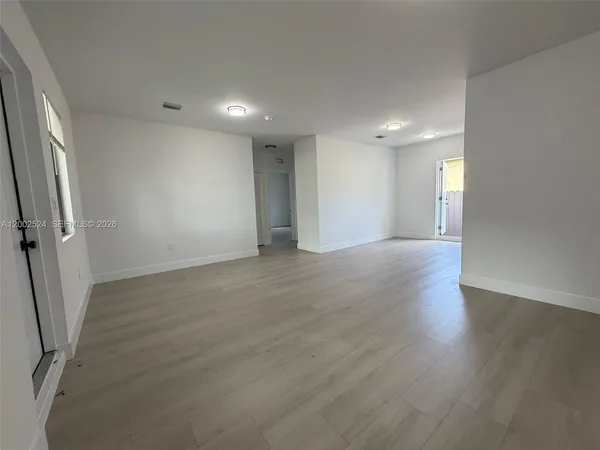 $4,500 | 2100 Southwest 6th Street, Miami, FL 33135