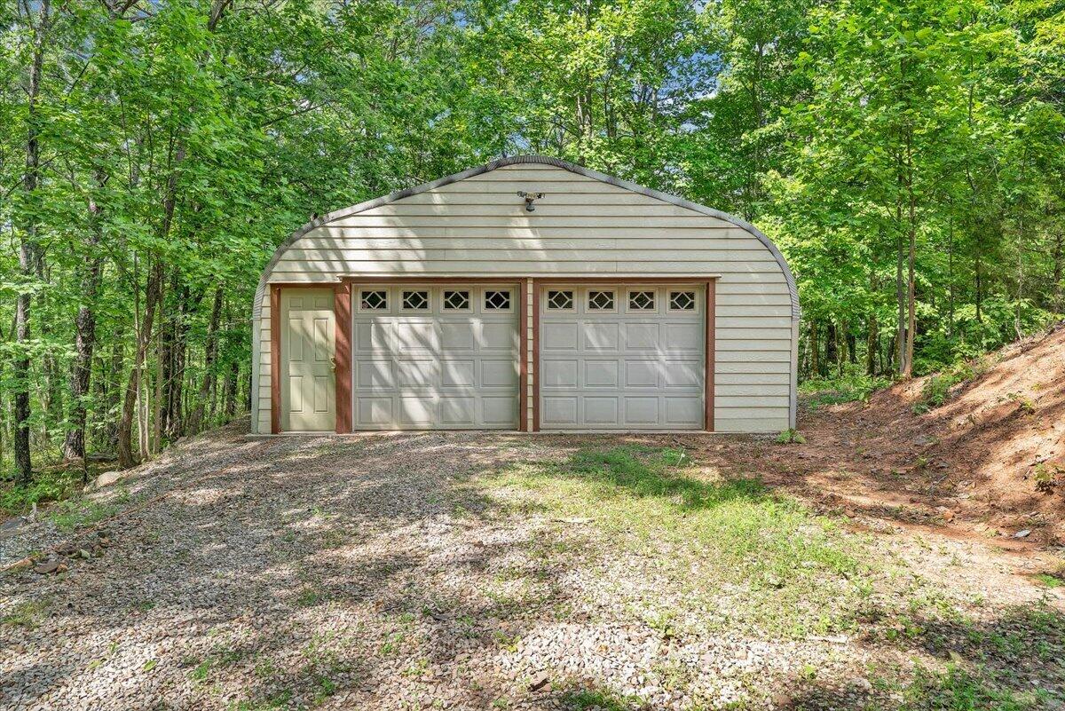 879 Aps Knob Road New Castle, VA 24127 - Photo 35 of 42 35-MIB07464