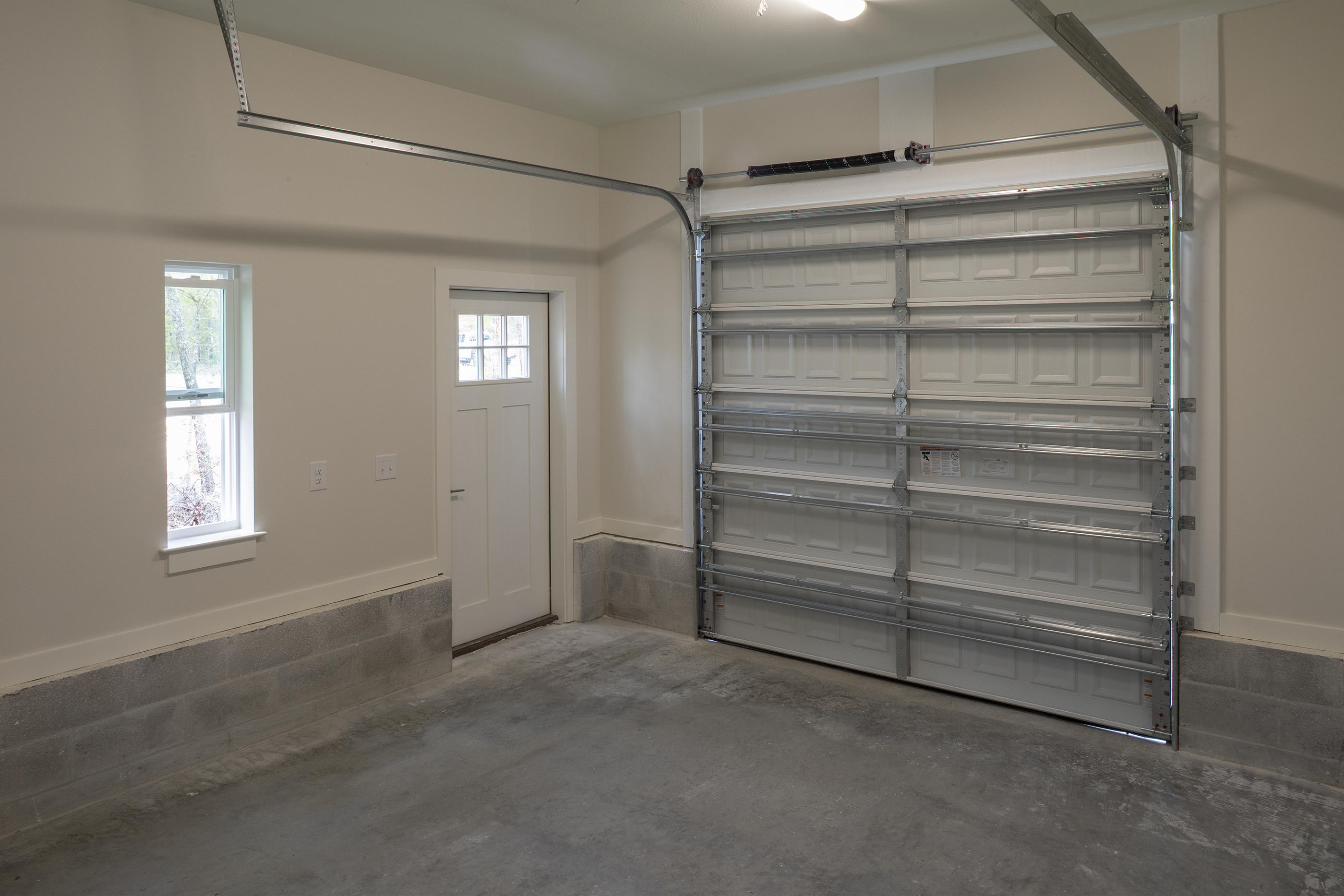 239 West Renoir Road DeFuniak Springs, FL 32433 - Photo 13 of 15 Garage Pictures of Previous Build