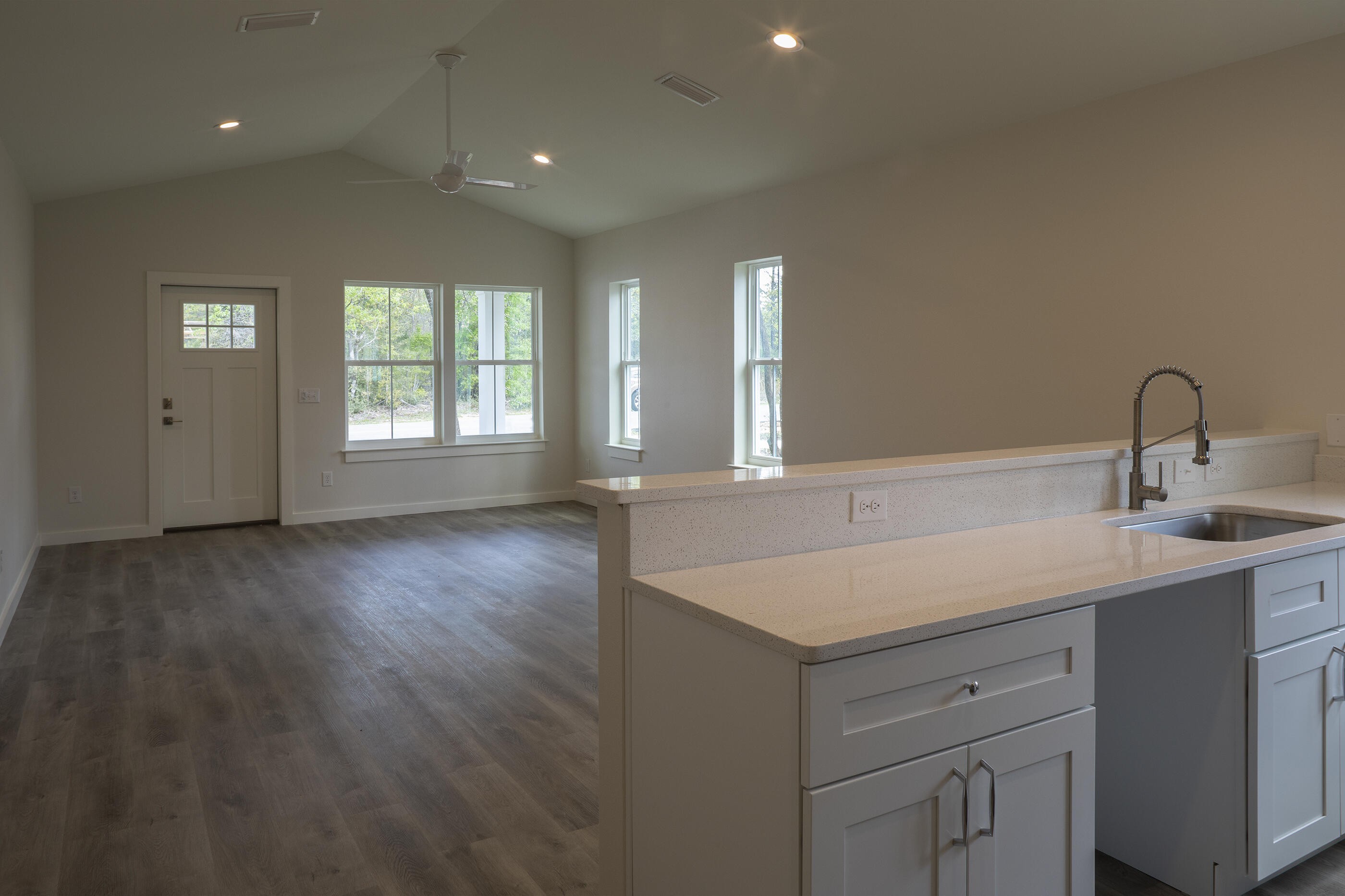 239 West Renoir Road DeFuniak Springs, FL 32433 - Photo 7 of 15 Pictures of Previous Build