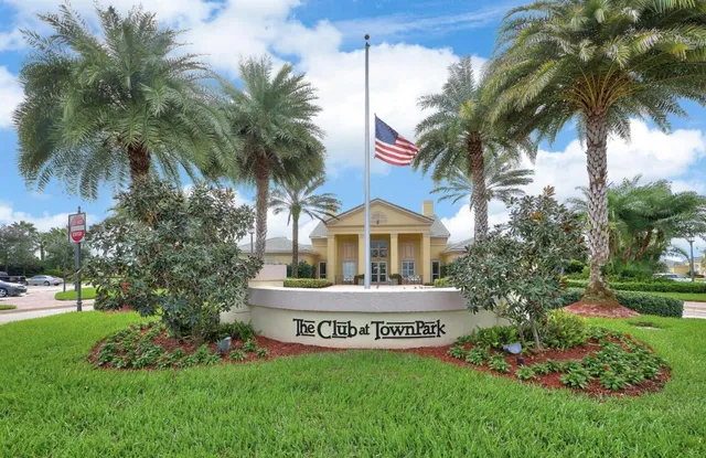 $3,200 | 12115 Southwest Bennington Circle, Port St. Lucie, FL 34987