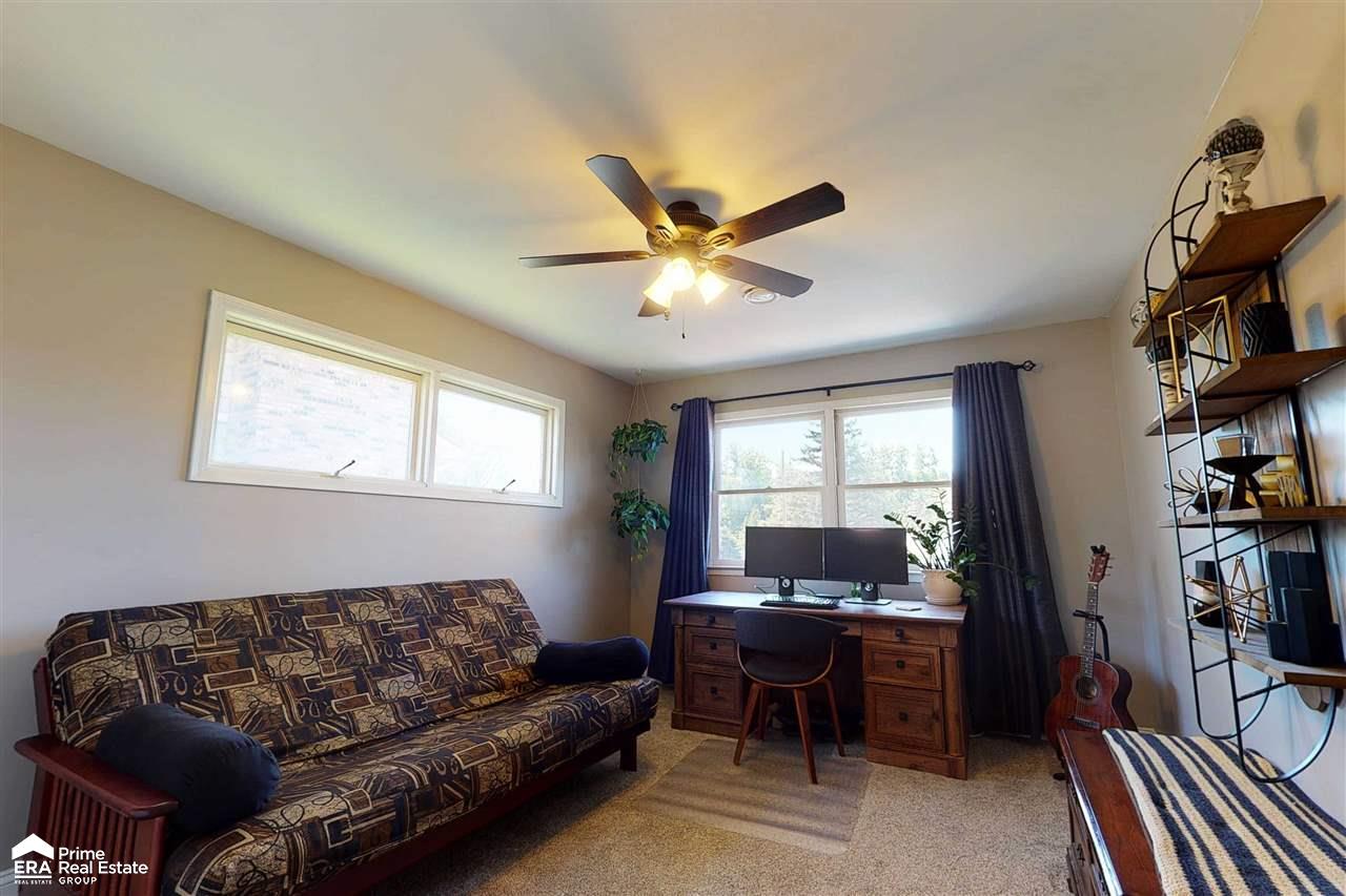 11048 White Lake Road Fenton, MI 48430 - Photo 28 of 79 50021221-31.JPG