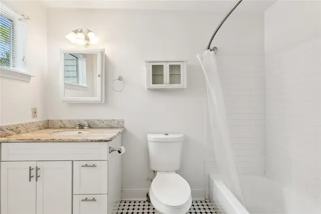 $1,100,000 | 1322-24 Arabella Street, New Orleans, LA 70115