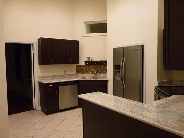 $1,100,000 | 1322-24 Arabella Street, New Orleans, LA 70115