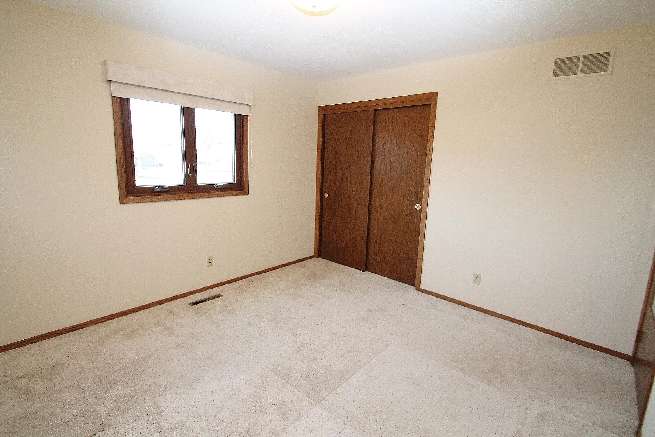 6112 Sorrel Tree Road Rockford, IL 61107 - Photo 31 of 42 Gallery Image 31