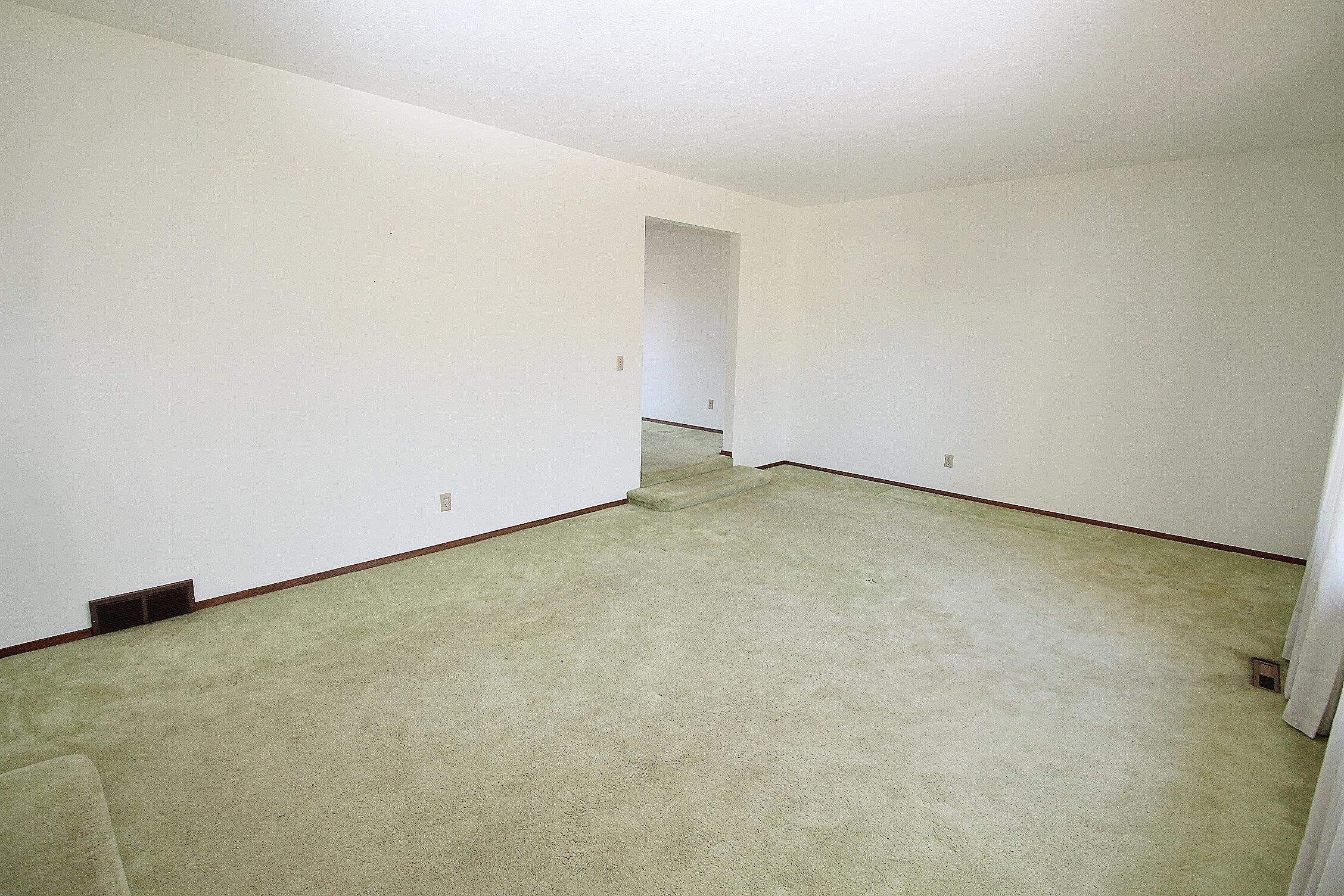 6112 Sorrel Tree Road Rockford, IL 61107 - Photo 8 of 42 Gallery Image 8