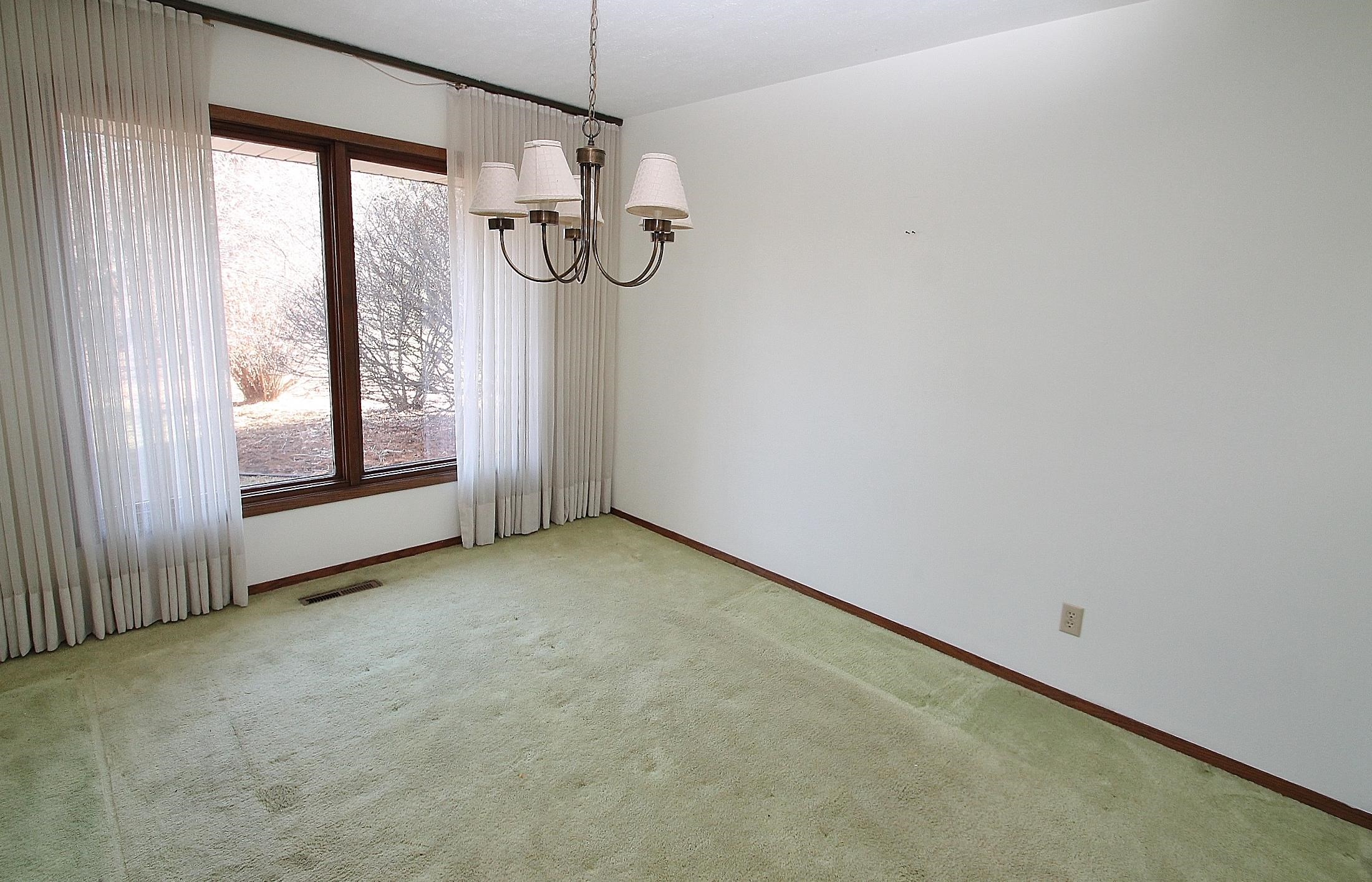 6112 Sorrel Tree Road Rockford, IL 61107 - Photo 9 of 42 Gallery Image 9
