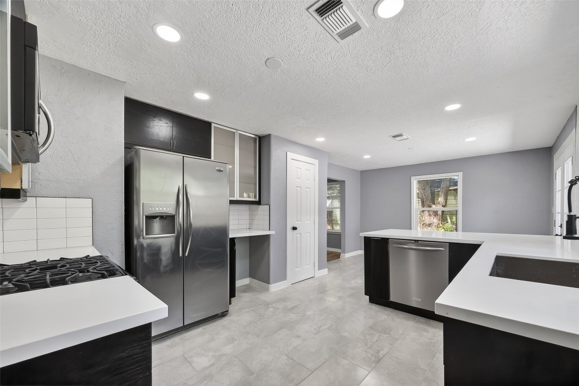 4727 Arvilla Lane Houston, TX 77021 - Photo 14 of 37