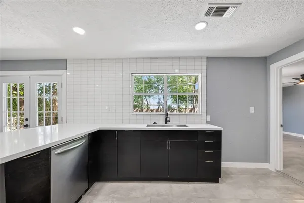 $2,150 | 4727 Arvilla Lane, Houston, TX 77021