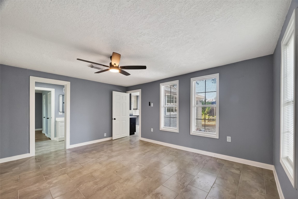 4727 Arvilla Lane Houston, TX 77021 - Photo 25 of 37