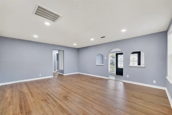 $2,150 | 4727 Arvilla Lane, Houston, TX 77021