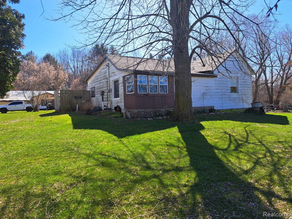4970 Benton Road Belding, MI 48809 - Photo 2 of 23