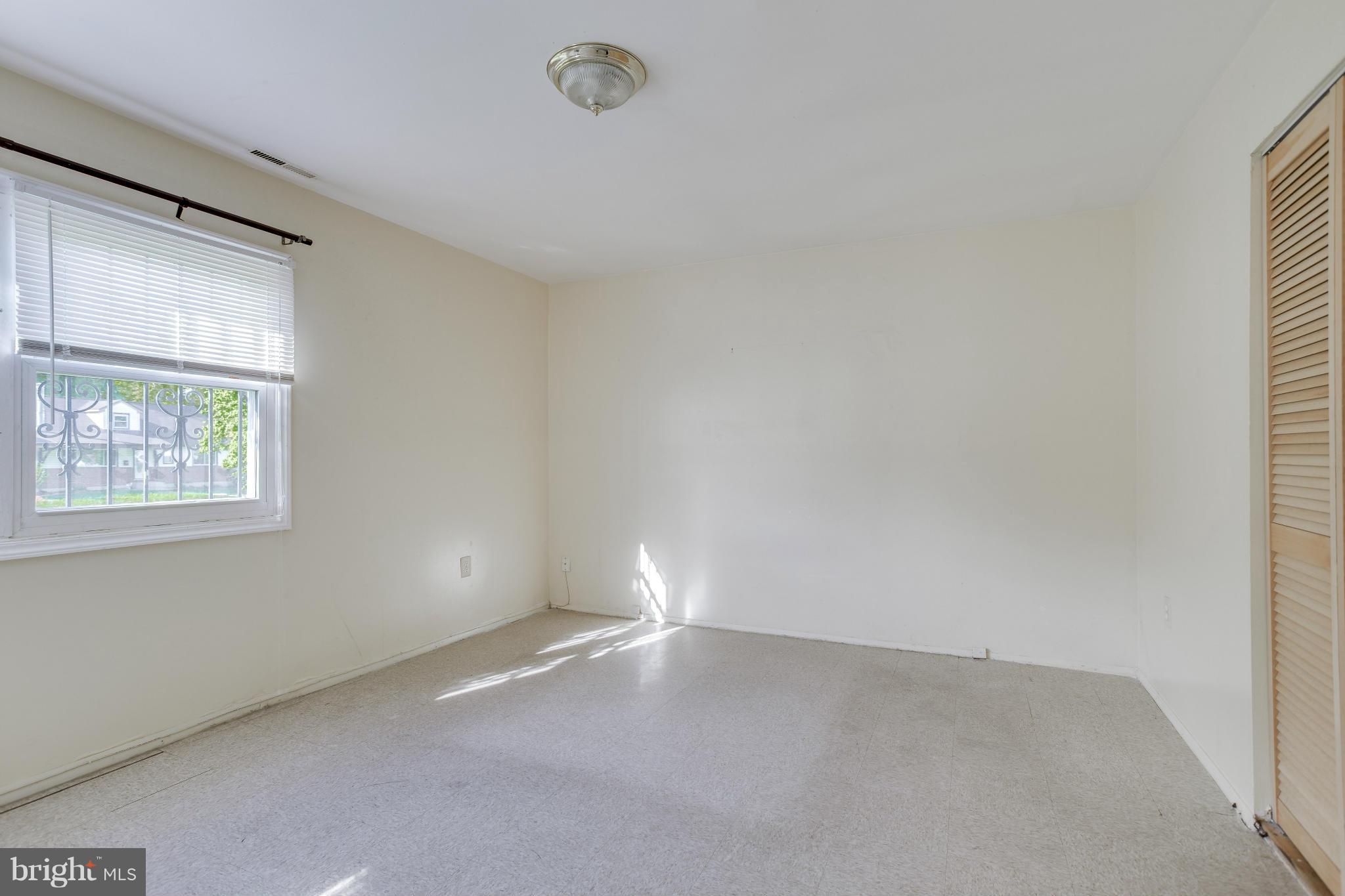 7157 Fairbrook Road Baltimore, MD 21244 - Photo 17 of 27 Bedroom