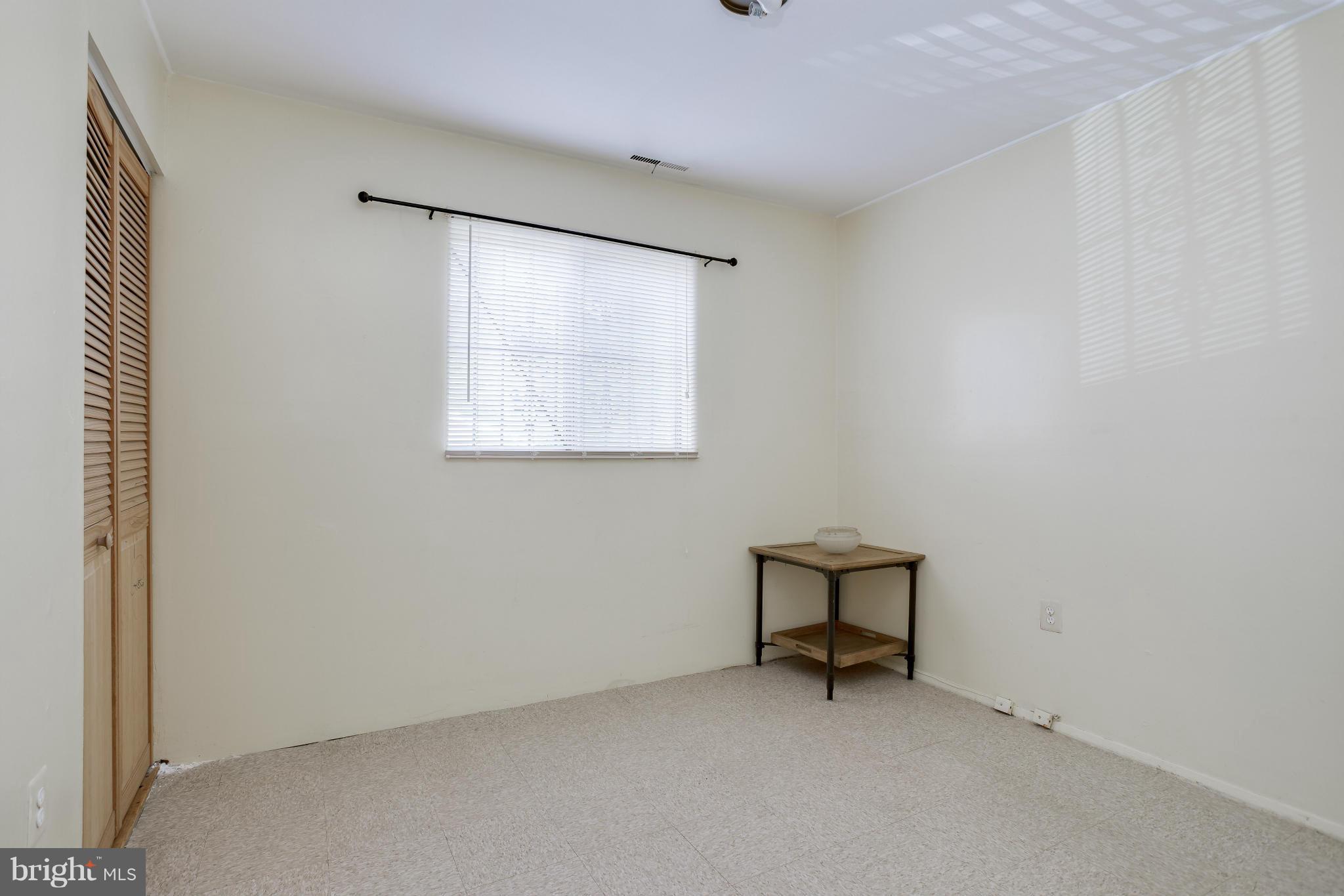 7157 Fairbrook Road Baltimore, MD 21244 - Photo 21 of 27 Bedroom