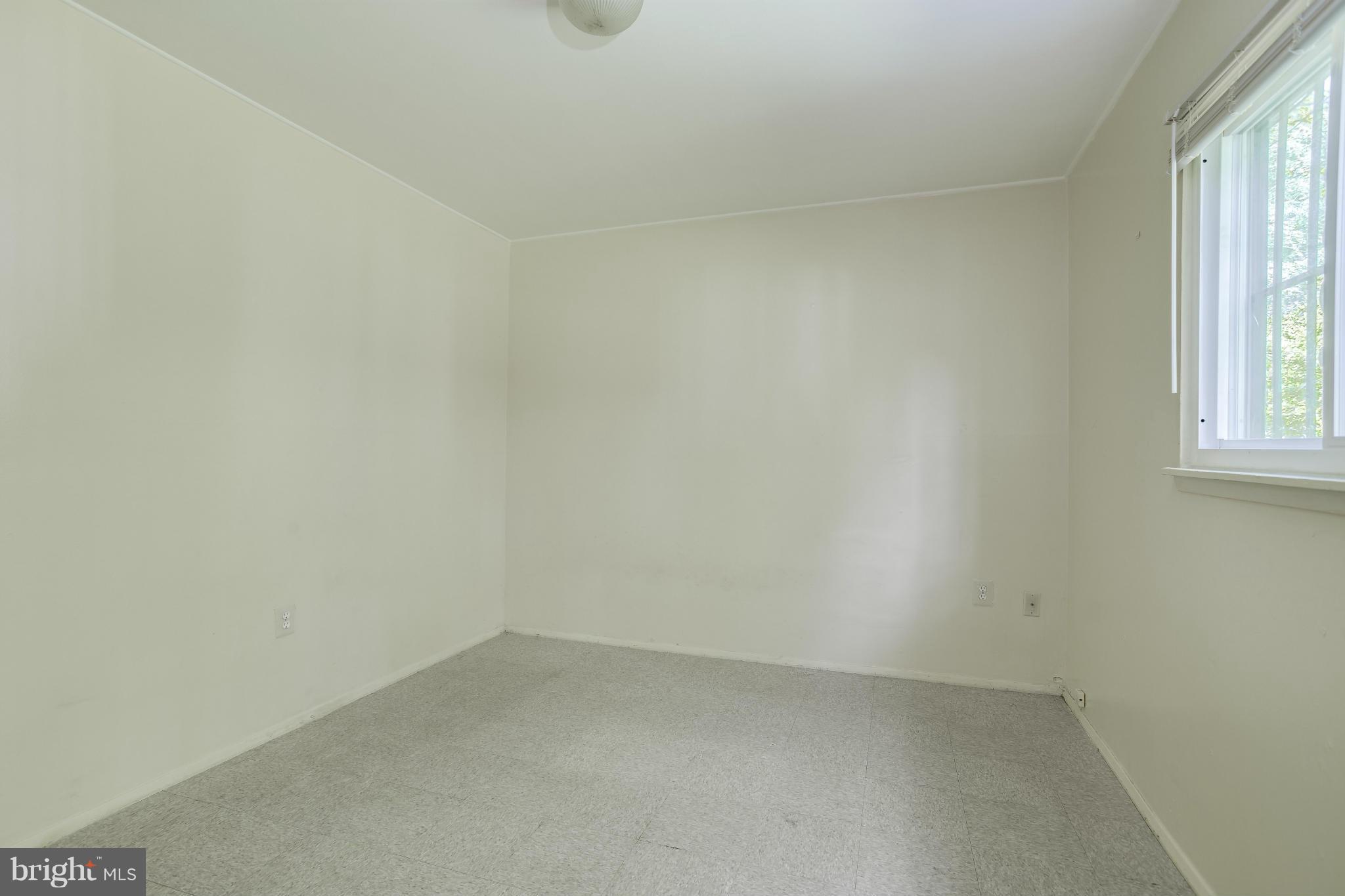 7157 Fairbrook Road Baltimore, MD 21244 - Photo 24 of 27 Bedroom