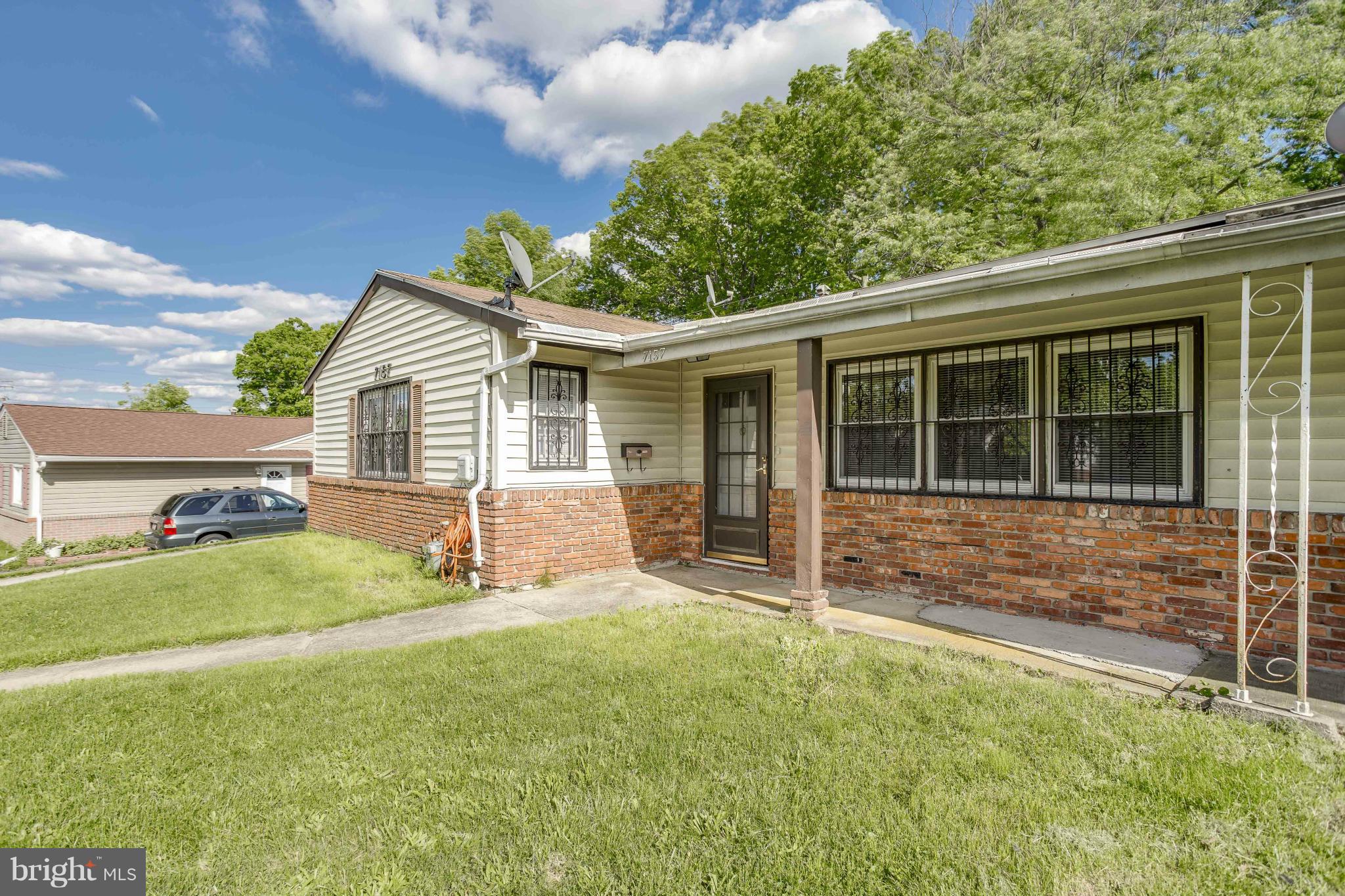 7157 Fairbrook Road Baltimore, MD 21244 - Photo 4 of 27 Exterior (Front)