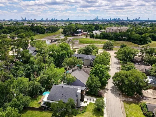 $3,000 | 1107 Worthshire Street, Houston, TX 77008